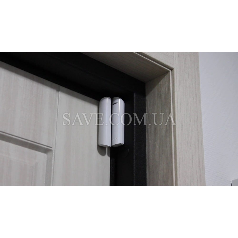 DoorProtect Plus AJAX Комбинированный беспроводной датчик открытия с сенсором удара и наклона